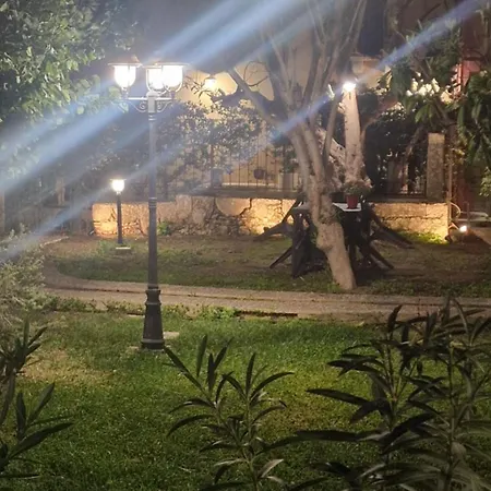 Le Al Quadrato סירקוזה